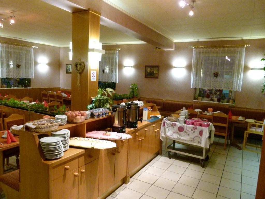 Hotel Pelikan Mariánské Lázně Extérieur photo