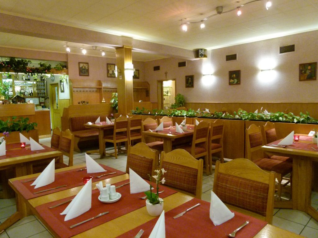 Hotel Pelikan Mariánské Lázně Extérieur photo