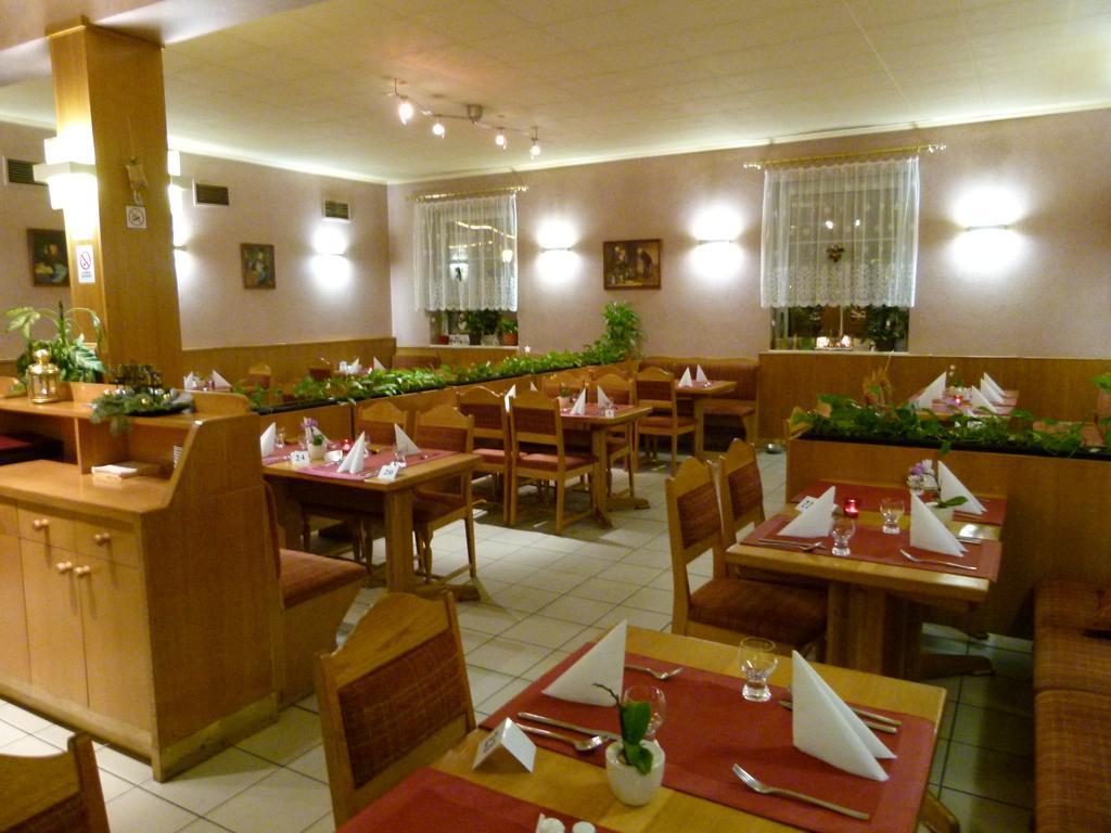 Hotel Pelikan Mariánské Lázně Extérieur photo